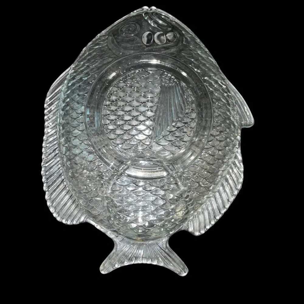 Vintage Glass Fish Embossed Snack Plate hors d'oeuvres Shrimp Cocktail Set of 6